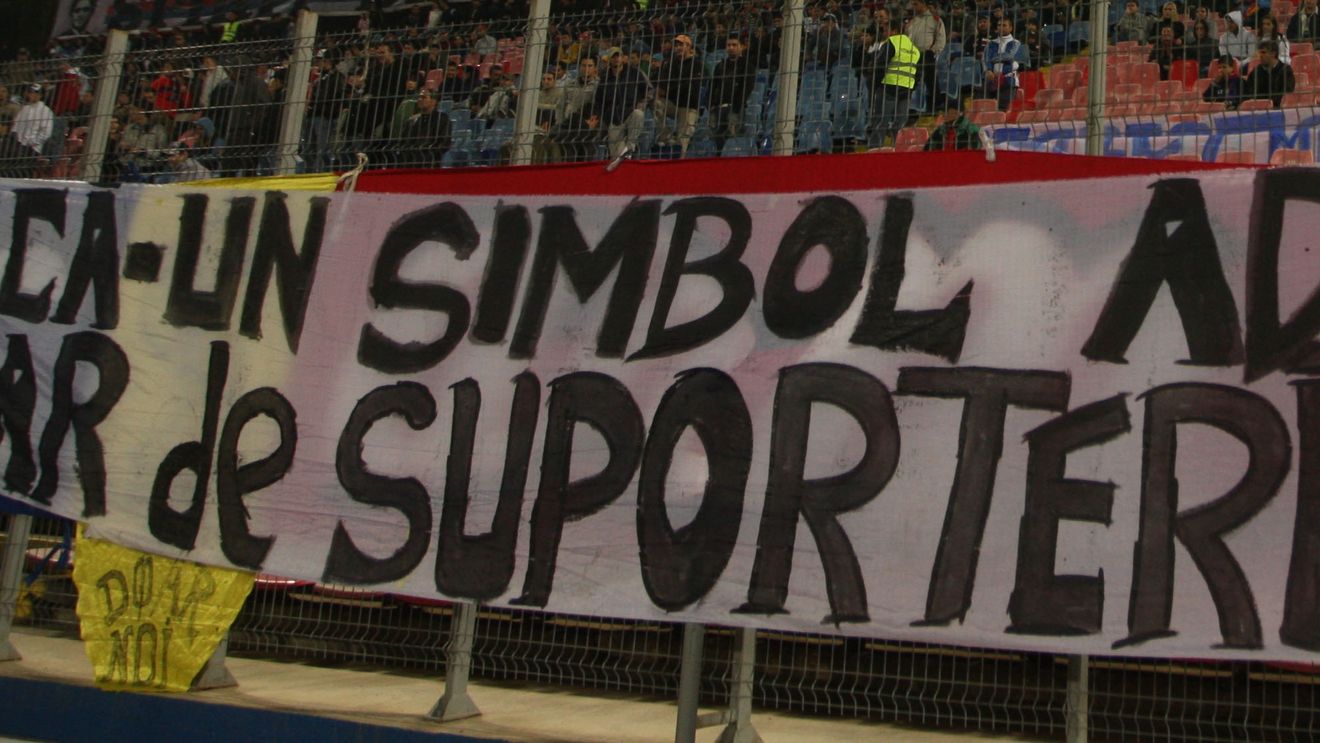 "Lăcătuș, chiar dacă ai plecat, cu noi pe viață ai semnat!"