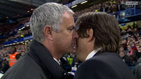 "Faci asta la 1-0, nu la 4-0! E umilitor!" VIDEO | De ce s-a enervat Mourinho pe Conte după Chelsea - United. Dialogul aprins a fost filmat