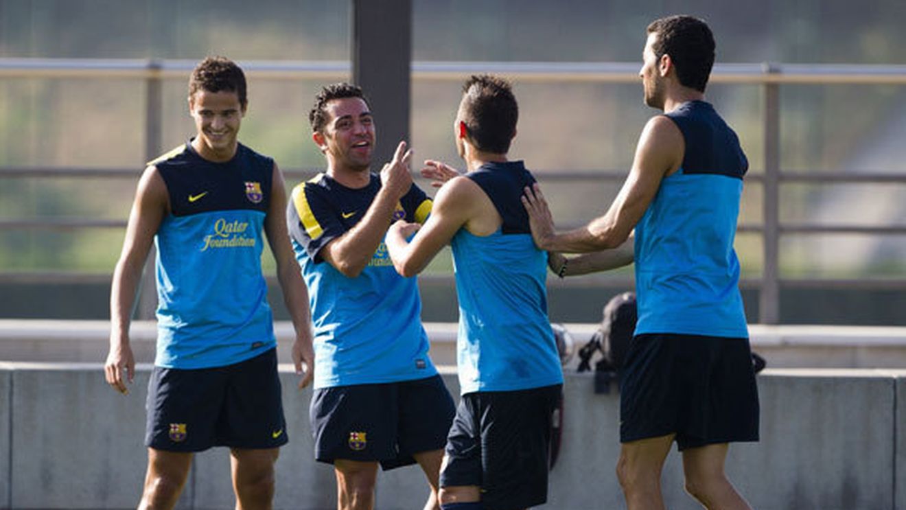 Asta o să stârnească multe zâmbete:** "Vreau să fiu căpitanul Barcei!" Trișorul echipei atentează la banderolă :)