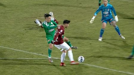Rapid - Sepsi Sf. Gheorghe 1-1. Alex Ioniță îl salvează pe Mihai Iosif cu un gol superb