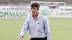 Caro:** "Dumnezeu a făcut dreptate!"