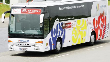 Autocar special pentru naționala României