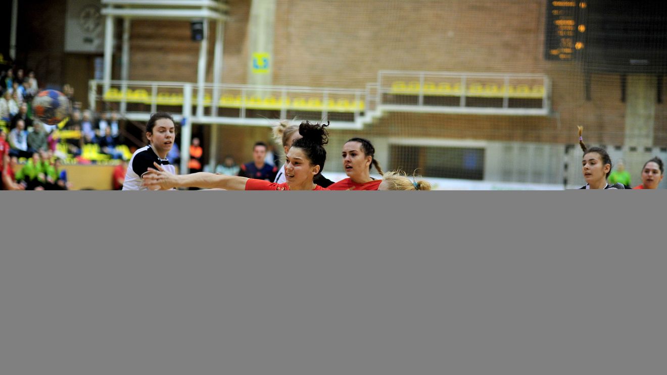 Gloria Bistrița a transferat „perla” de la Tg. Mureș! Andreea Târșoagă și-a făcut debutul la prima reprezentativă la 17 ani