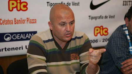 'Igna s-a întâlnit în secret cu Borcea!'** 'Mititelu e bolnav! Plânge mama fiindcă el a distrus Craiova'