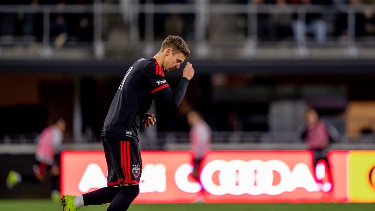 Americanii au primit o nouă lovitură grea cu Louis Munteanu. Au plătit 6 milioane de euro pentru un atacant care nu dă gol și care acum s-a și accidentat