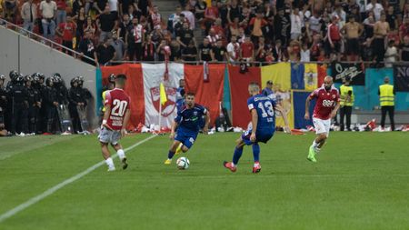 Un fost conducător al lui Dinamo dă cărțile pe față: „N-au vrut să continue în Liga 1! Să se dea la o parte!”