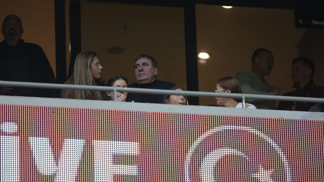 Gică Hagi, adus cu escortă la stadion! „Regele” a avut nevoie de protecție înainte de Turcia - România