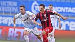 Meciul Astra Giurgiu - Universitatea Craiova a fost amânat, după ce un jucător a fost depistat pozitiv cu COVID-19! Reacția lui Dani Coman