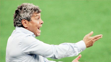 "Mircea Lucescu ar fi cea mai bună soluție pentru națională"