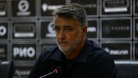 Antrenorul lui Ararat Armenia a pregătit tactica pentru meciul cu Universitatea Craiova! „Coelho a fost secund”