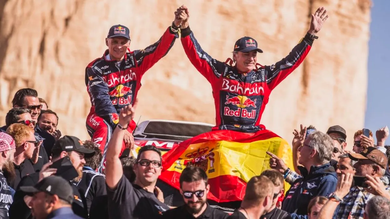 Legendarul Carlos Sainz scrie istorie în Raliul Dakar! Victorie unică pentru marele campion, la 57 de ani