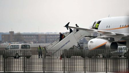 Cel mai bogat miliardar din Ucraina nu s-a uitat la bani când l-a plătit pe român. Primea și 60.000 de dolari pentru 90 de minute: „Nu-mi venea să cred”