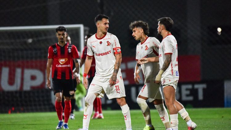 FK Csikszereda – Dinamo 1-3 în etapa 9 din Superliga. „Câinii” își consolidează prima poziție