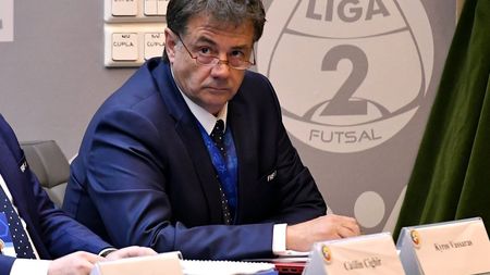 A răbufnit la TV, după ce a auzit numele lui Vassaras: ”Te văd acum că urli așa. Du-te peste ei acolo!”. Haos după faza care a agitat apele în SuperLiga