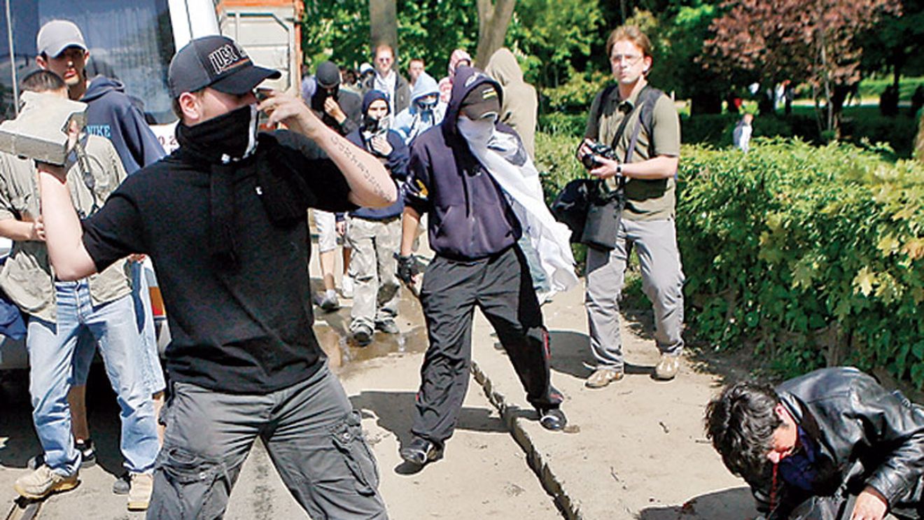 Milă pentru huligani