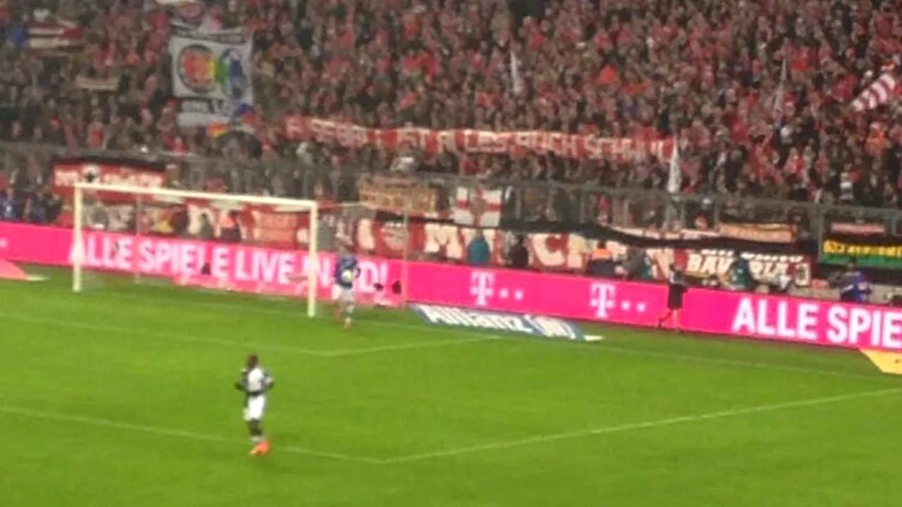 Hitzlsperger, subiectul unui banner cu mesaj neașteptat afișat de fanii lui Bayern la meciul cu Eintracht. Ce au scris bavarezii