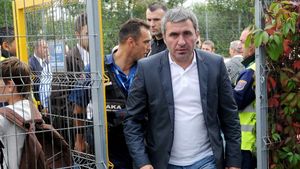 Toate detaliile negocierilor secrete dintre acționarii lui Dinamo București și Gică Hagi! „Am pus totul la punct. Reticent din cauza trecutului stelist”. EXCLUSIV