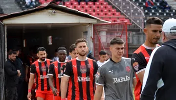 Fotbaliști de la ACSM Reșița, acuzați că pierd nopțile jucând poker! Afirmații grave: ”Bănuiesc că nu ați stat pe apă plată”