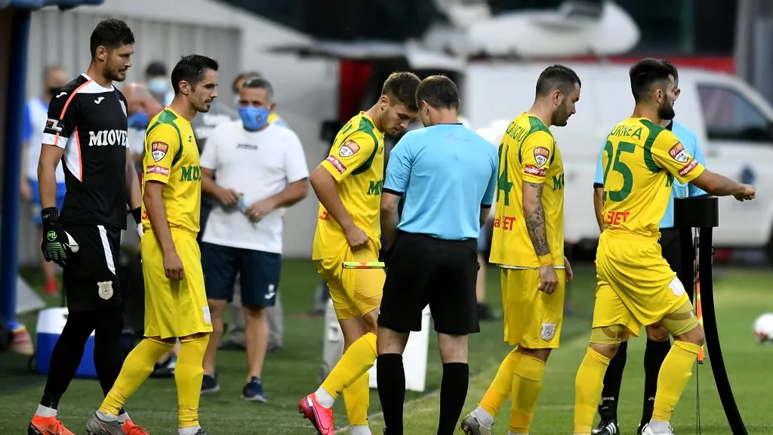 Valentin Balint, după ce CS Mioveni a cedat turul barajului cu Chindia: ”Am fost demoralizați după meciul cu Petrolul”. Ce trebuie să facă echipa sa pentru promovarea în Liga 1