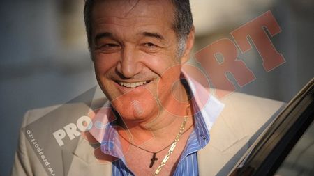 FOTO EXCLUSIV **Gigi Becali, la ANAF! Vezi ce a discutat cu șeful Fiscului și dacă Mihai Costea va putea fi legitimat!