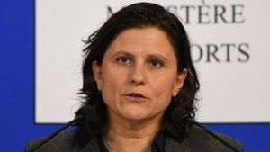 Ministrul Sportului din Franța, reacție de ultimă oră după violențele de la Nice - Olympique Marseille: „A fost trecută o linie roșie”. Solictarea pentru liga de fotbal din Franța