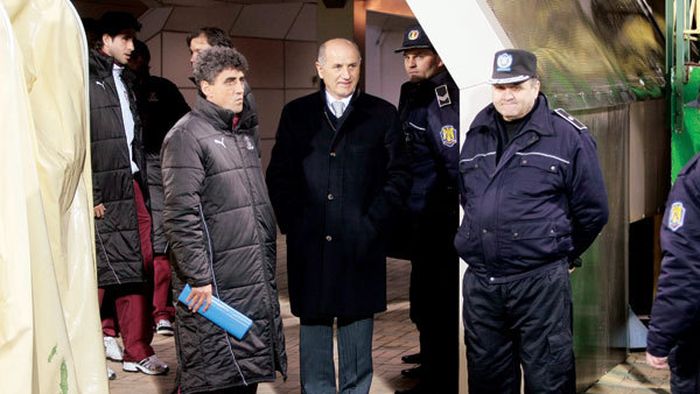 De nerecunoscut: **nu o să ghicești niciodată cum i-a motivat Copos pe rapidiști pentru meciul cu Vasluiul:)