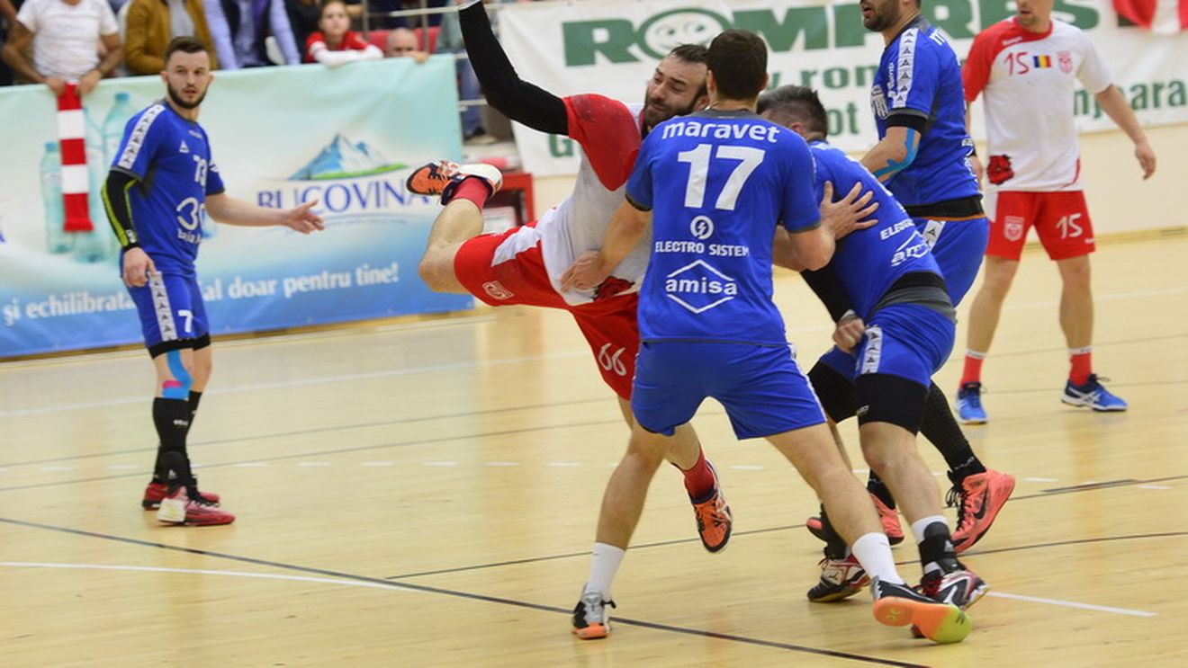 Asul din mâneca lui Dinamo pentru finalul de sezon și cum se mobilizează bucureștenii pentru jocurile din Baia Mare. De ce Minaur a fost "pasivă" în Capitală și argumentul care îi determină pe adversari să fie reținuți