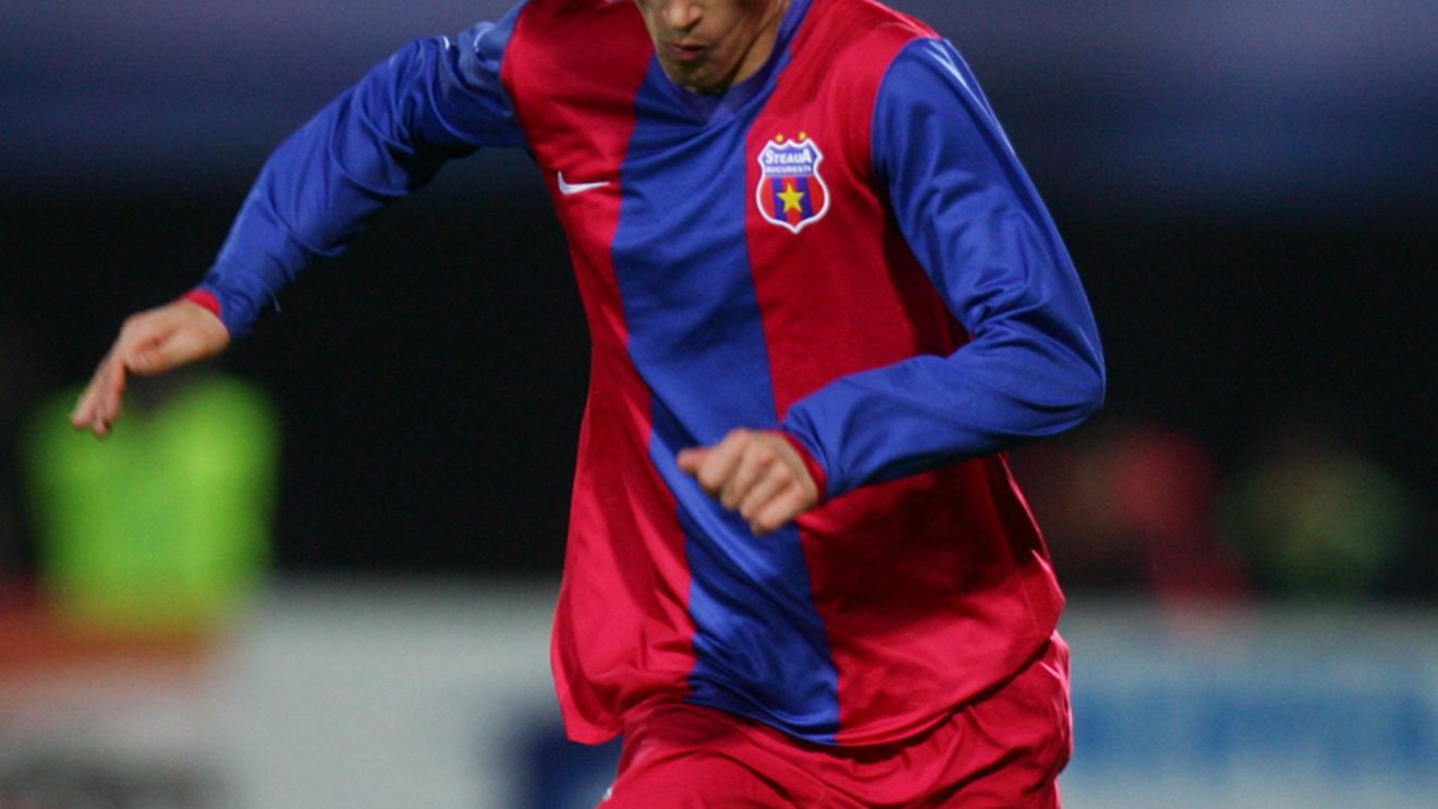 "O să-i plătesc eu datoriile lui Gigi! Văd că n-are bani să dea primele pentru Ligă!"