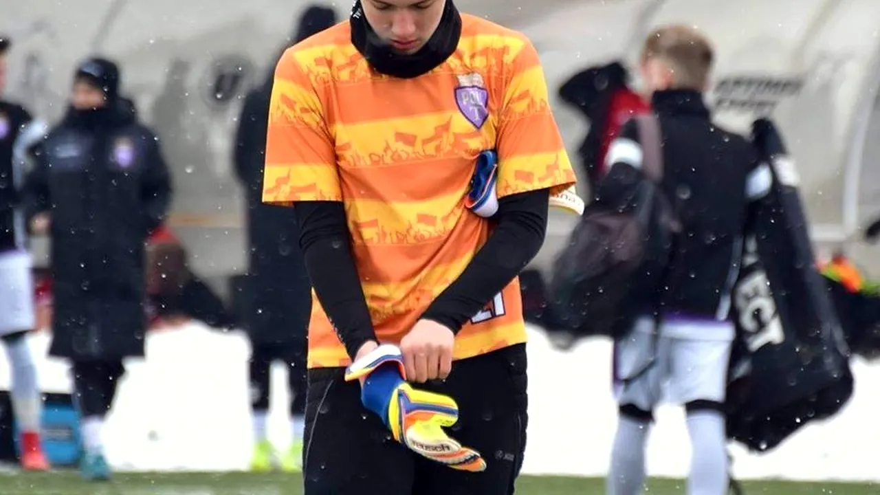 EXCLUSIV | Portarul român care la doar 15 ani a debutat cu gol în echipa națională: 