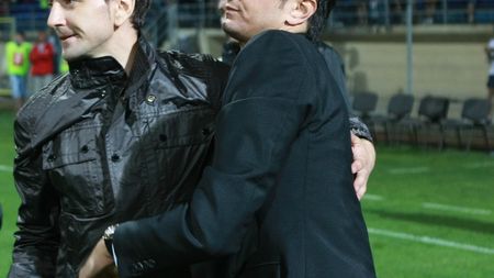 "Răzvan Lucescu are rolul lui în revenirea lui Surdu!** Se discută altfel între naș și fin" TU CE CREZI?