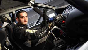 Prima reacție a familiei, după ce a apărut zvonul că pilotul Daniel Onoriu ar fi murit: „Medicii l-au chemat pe tatăl lui și i-au spus care e starea sa”