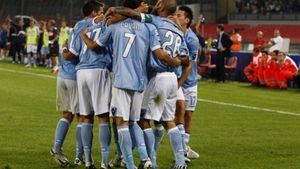 Napoli, cu motoarele turate la maxim înainte de meciul cu Steaua! VIDEO Dubla de excepție a lui Cavani!