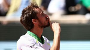 Gestul ruşinos al rusului Medvedev. A fost dat afară din turneul de la Cincinnati