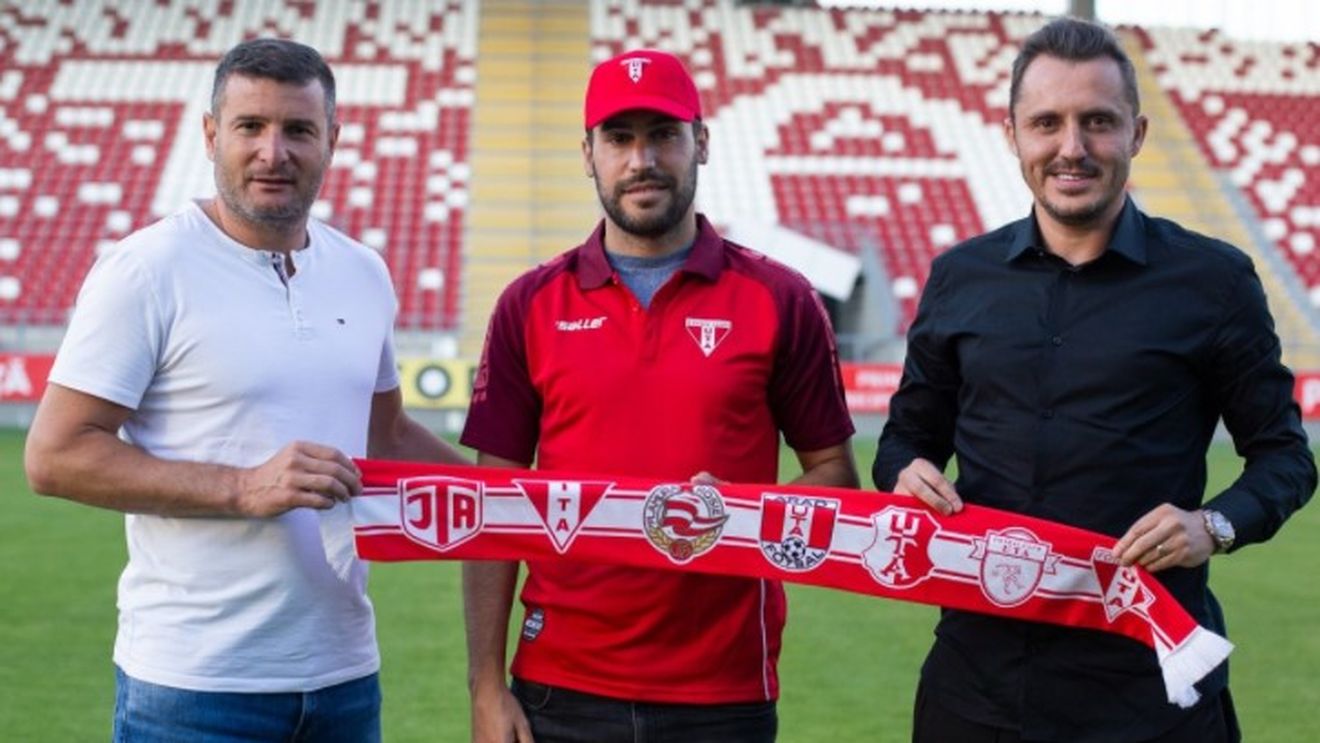 Argentinianul Passaglia rămâne în Liga 1! A semnat cu UTA: „Sunt fericit să fiu la o echipă mare în fotbalul românesc”