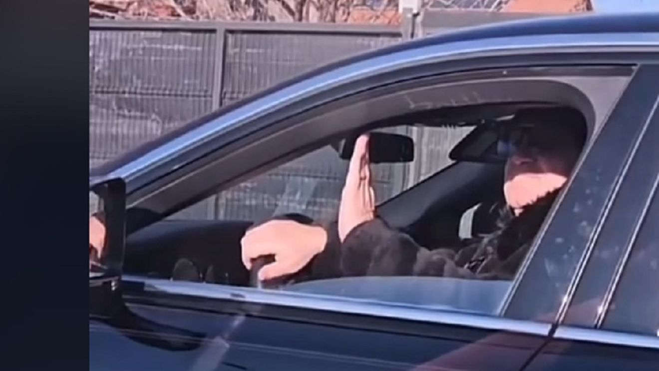 Gigi Becali, imagini demențiale din trafic. Ce i-a spus unui alt şofer