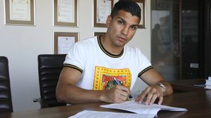 Mutu a fost coleg cu noul transfer al Craiovei și a anunțat: "E gen Gustavo, dar mai tehnic!"