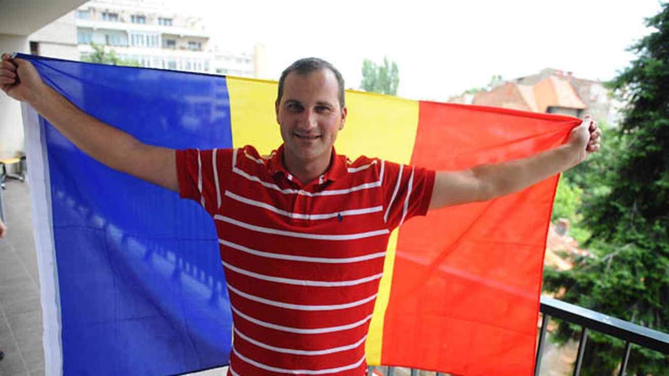 Vali Tomescu, antrenorul Constantinei Diță la JO 2008, și-a luat doctoratul în sport. Covaliu: "E important că astfel de oameni se întorc în România și pun umărul la progresul sportului"
