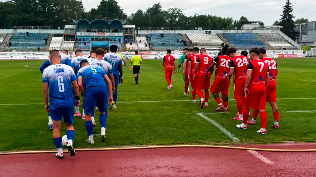CS Gloria Bistrița și ACSM Reșița au remizat într-un meci direct pentru pregătirea sezonului de Liga 2