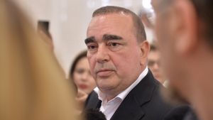 Afaceristul Gigi Nețoiu a intrat în forță în lupta pentru Primăria Capitalei: „Nicușor Dan a distrus Bucureștiul și România!”