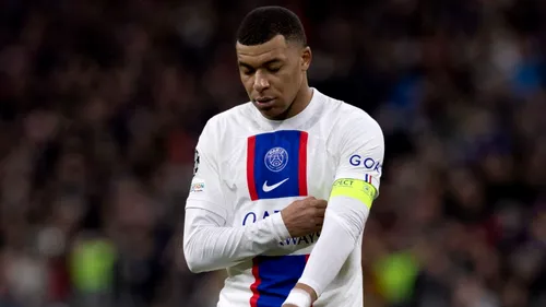 A explodat bomba Mbappe la PSG! Șase colegi îl distrug pe Kylian, după ce atacantul și-a atacat clubul: e război total în vestiar!