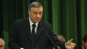 Sandu este tranșant:** "Craiova poate cădea în Liga a III-a dacă Mititelu nu-i dă datoria lui Piți"