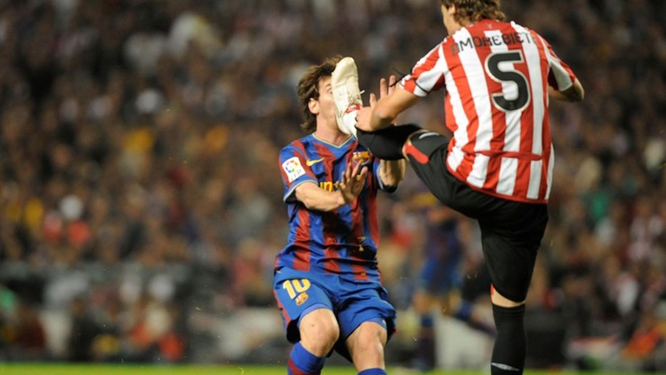 Atentat** la Messi