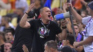 Lovitură de proporții dată de noua FCSB, după ce va fi cumpărată de la Gigi Becali. Nume uriaș din istoria Stelei, implicat din nou în proiect. „Vrem să vină să ne ajute!" | EXCLUSIV