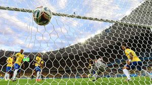 Blatter vine cu soluții pentru organizarea pe timp de iarnă a Mondialului din Qatar. "Mutăm finala Ligii Campionilor în iunie"