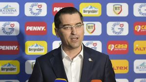 Răzvan Burleanu a negociat cu Răzvan Lucescu pentru a fi selecționerul României. Antrenorul lui PAOK şi-a dat acordul: „Clauza de reziliere e prea mare, la fel ca la Dan Petrescu”