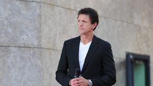 Gică Popescu, căpitan al echipei naționale a României în timpul Generației de Aur, trage un semnal de alarmă după ce UEFA a permis utilizarea hărții Ungariei Mari la meciurile maghiarilor: „Autoritățile române trebuie să intervină urgent!” | EXCLUSIV