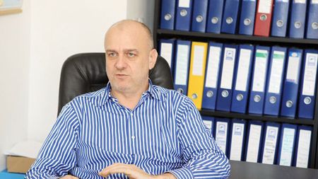 Borcea, Stan și Costin caută soluții!** Comitetul Executiv i-a delegat să găsească o rezolvare pentru problema asigurărilor