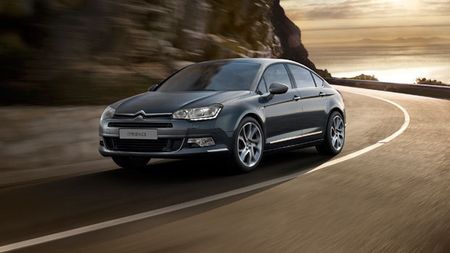 Citroen C5, evoluții de stil și tehnologii noi