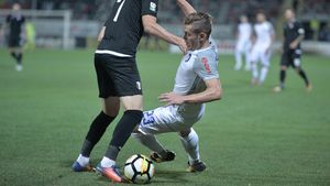 Pariul lui Contra: "Îmi place foarte mult! Mi-a sărit în ochi acum trei luni, are o personalitate în joc extraordinară". Străinul din Liga 1 pe care l-ar naturaliza imediat: "Nu e doar profesionst, e mai mult de atât"