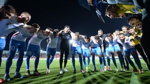 Becali l-a dat de gol pe Dică și a anunțat ce echipă va folosi FCSB cu Plzen: "Vlad va fi în poartă, Alibec va fi titluar". Vicecampioana schimbă sistemul?